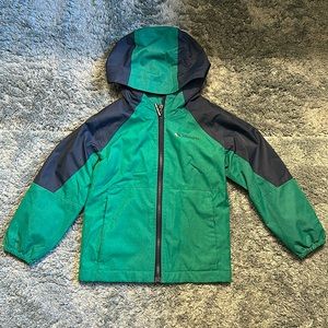 Columbia Kids (Boy/Girl) Rain Jacket size (XXS 4/5). Green and Blue